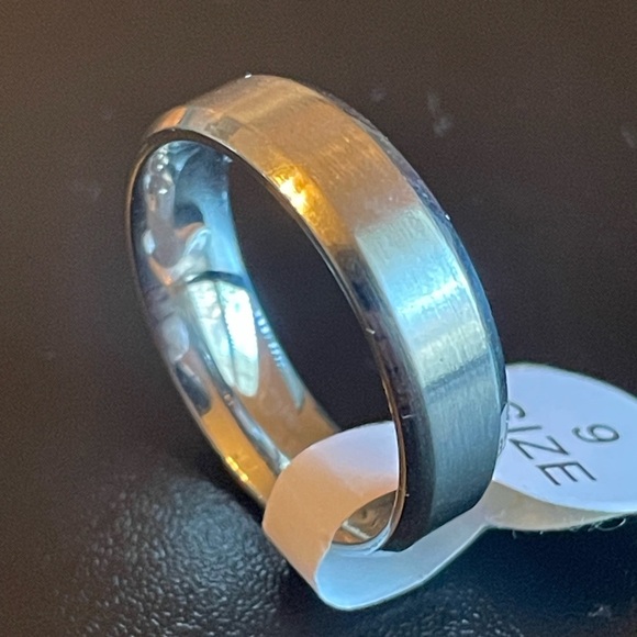 6mm silver stainless steel ring - Picture 5 of 11
